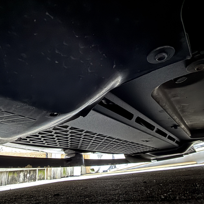 BMW F8X M2Comp/M3/M4 S55 Oil Cooler Guard